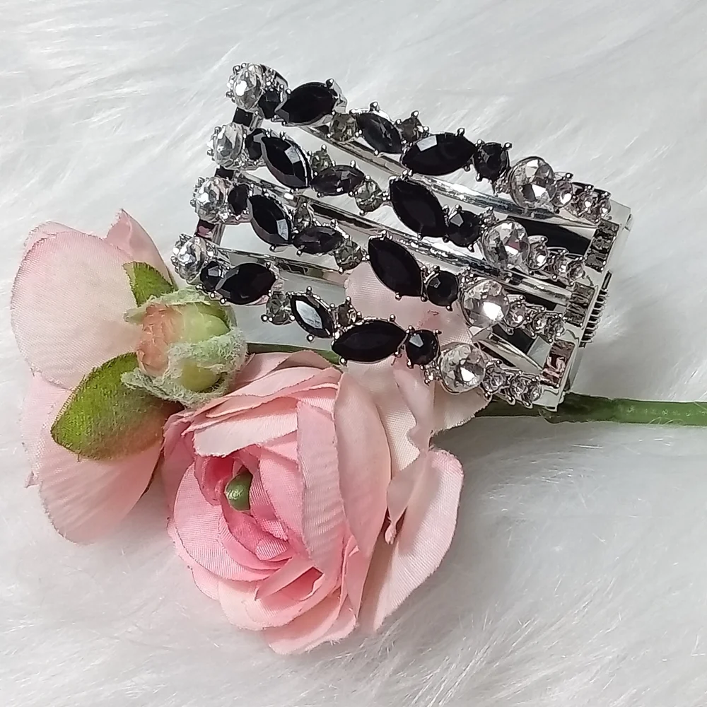 🖤New INC Black and CZ Bracelet 🖤 - Picture 1 of 2